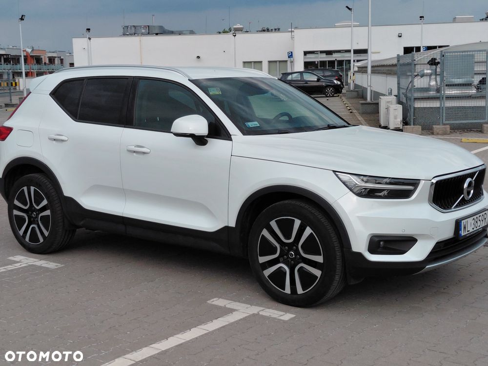 Volvo XC 40 T3 Momentum - 2
