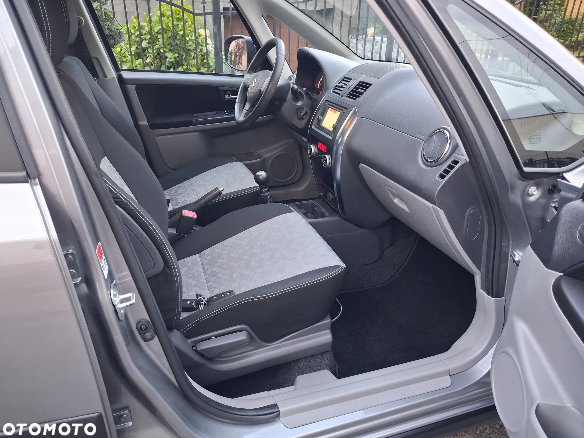 Suzuki SX4 1.6 VVT 4x4 Style - 10