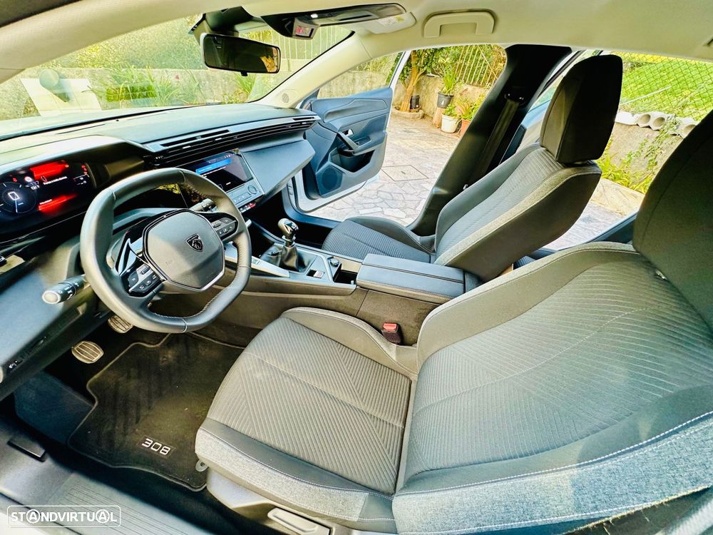 Peugeot 308 SW 1.2 PureTech Active Pack - 17