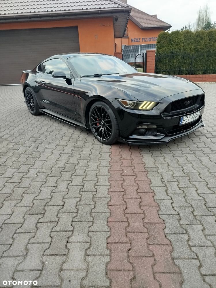 Ford Mustang 5.0 V8 GT - 5