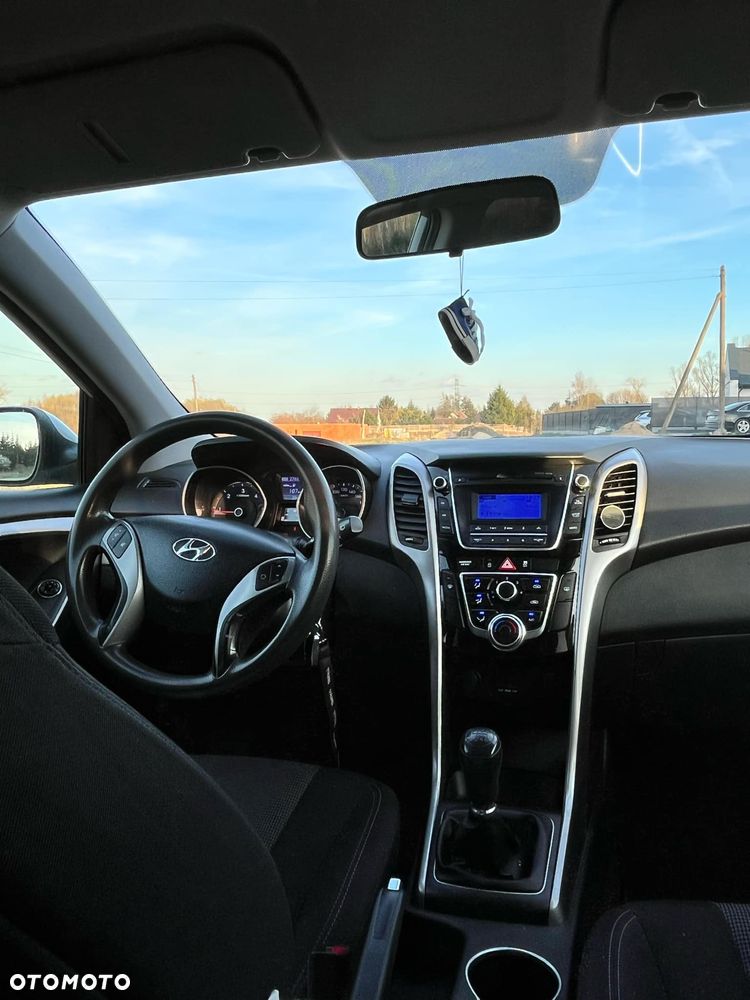 Hyundai i30 1.6 CRDi Classic + - 18