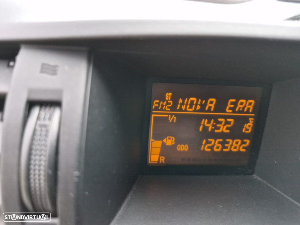 Toyota iQ 1.0 VVT-i Essential+AC - 15