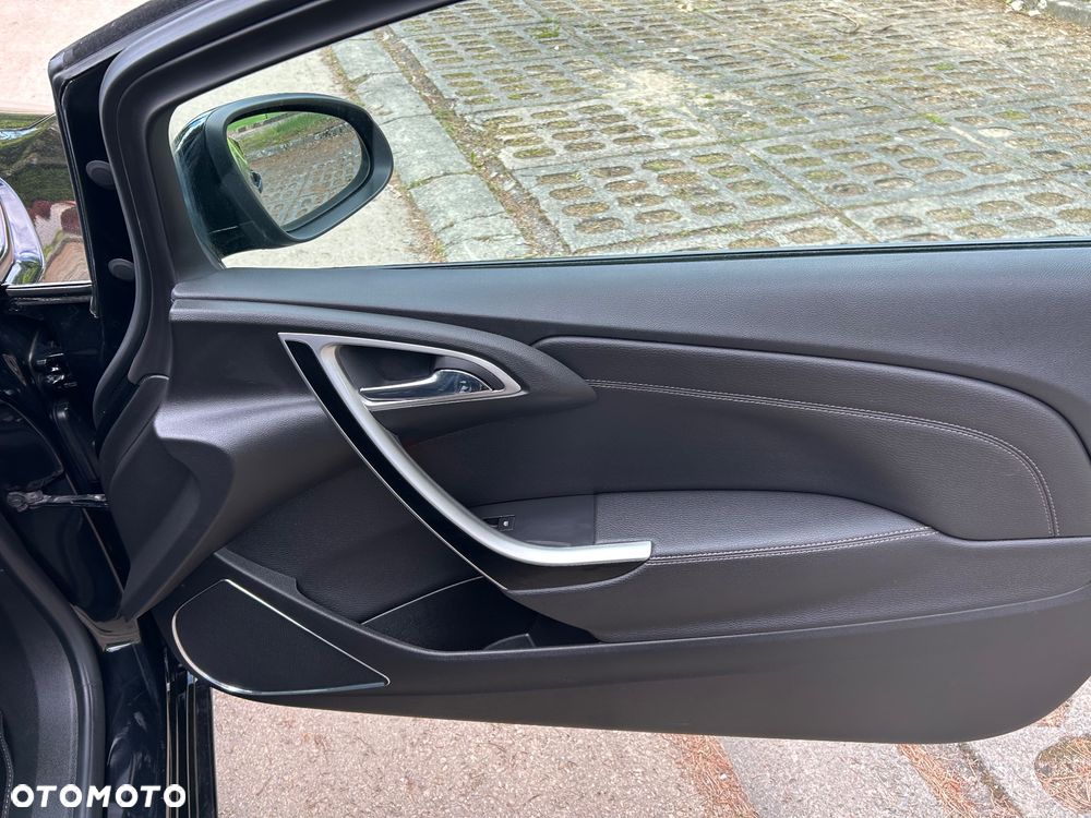 Opel Astra 1.6 T SIDI Sport S&S - 15