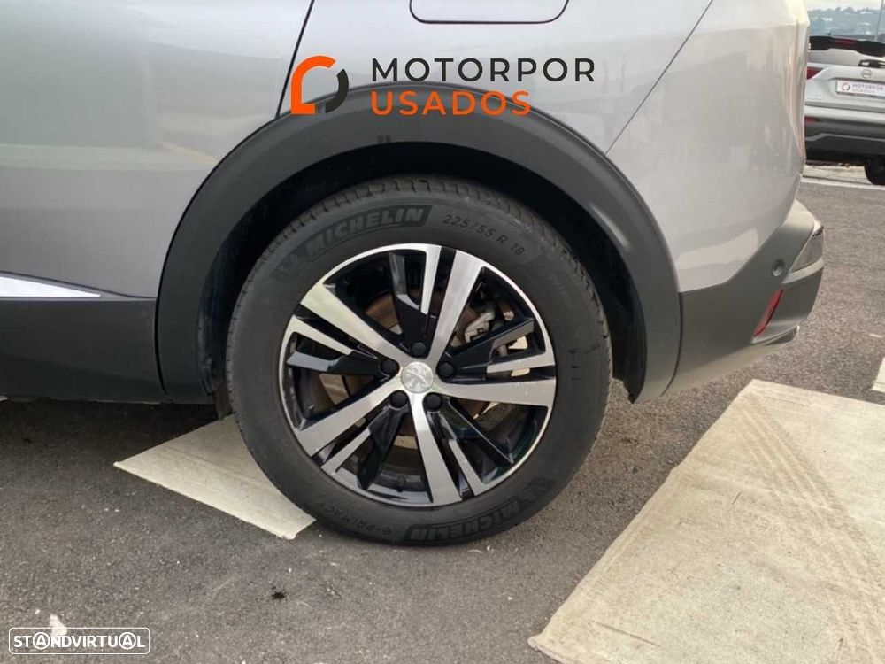Peugeot 3008 1.6 Hybrid GT Pack e-EAT8 - 23