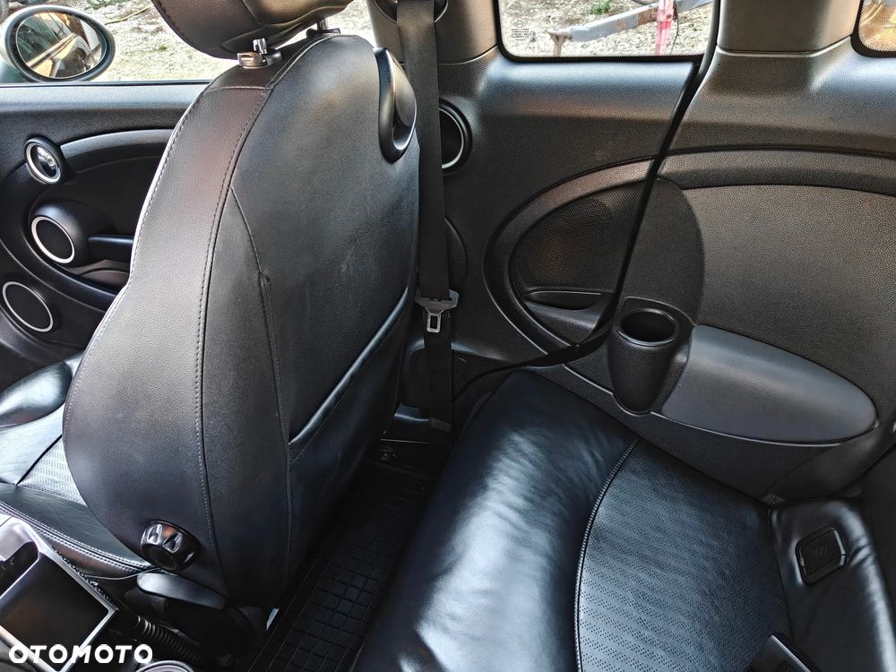 MINI Clubman Cooper D - 13
