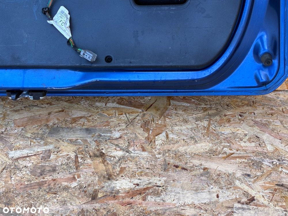 Ford Fiesta mk6 Lift kod lak. C6 KLAPA BAGAŻNIKA KLAPA TYŁ - 13