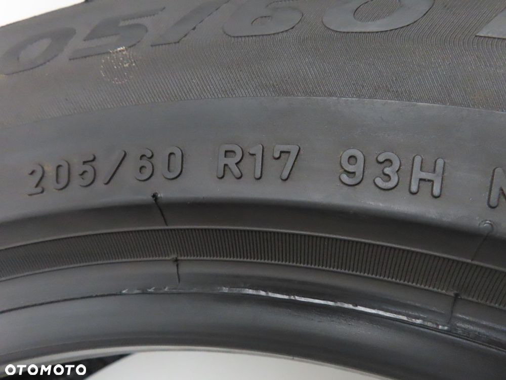 4x 205/60R17 OPONY ZIMOWE UŻYWANE Pirelli Winter SottoZero 3 93H *-BMW - 4