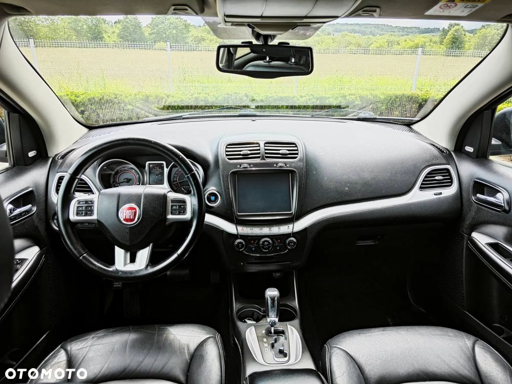Fiat Freemont 2.0 Multijet 16V DPF Automatik Allrad Black Code - 4