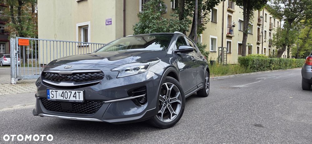 Kia XCeed - 4