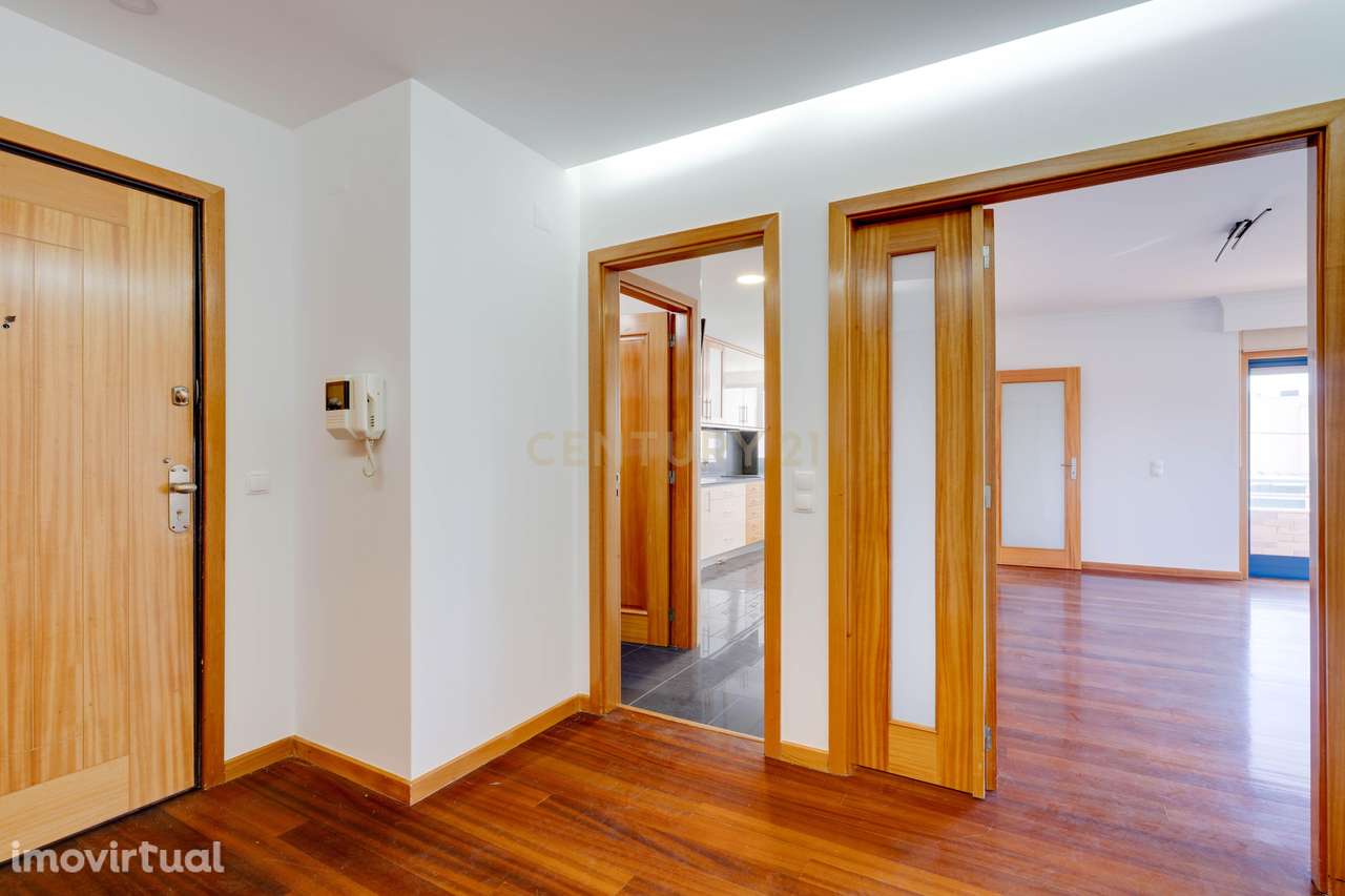 Apartamento T3 Renovado | Canidelo, Vila Nova de Gaia - Grande imagem: 5/26