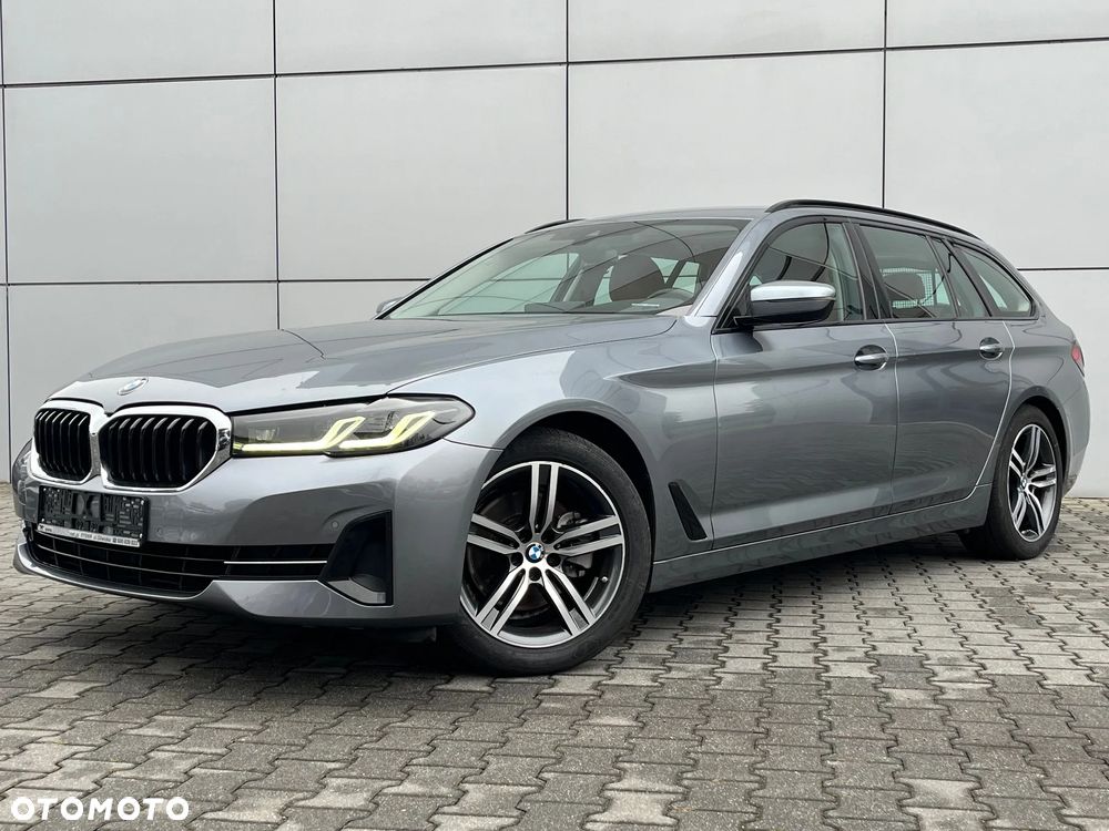 BMW Seria 5 520d xDrive Luxury Line - 2