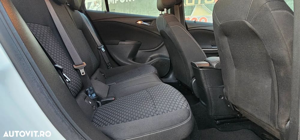 Opel Astra 1.6 D (CDTI) Sports Tourer Business - 12