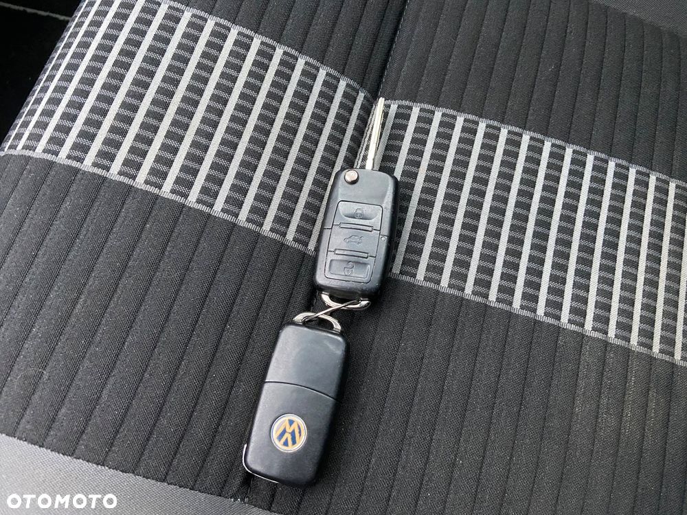 Volkswagen Polo - 15
