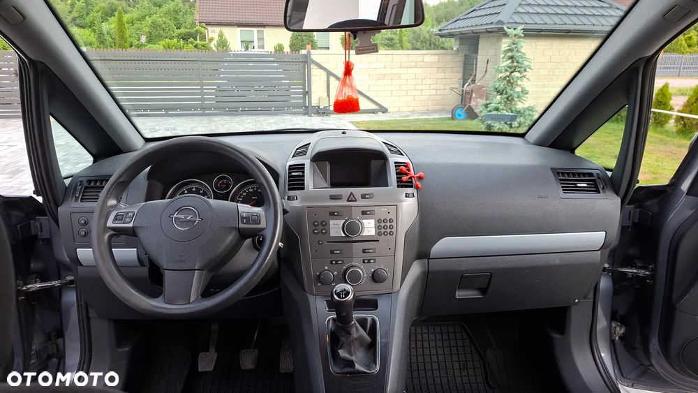 Opel Zafira 1.8 Enjoy - 7