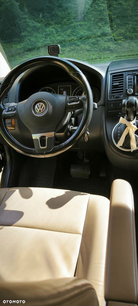 Volkswagen Multivan - 3