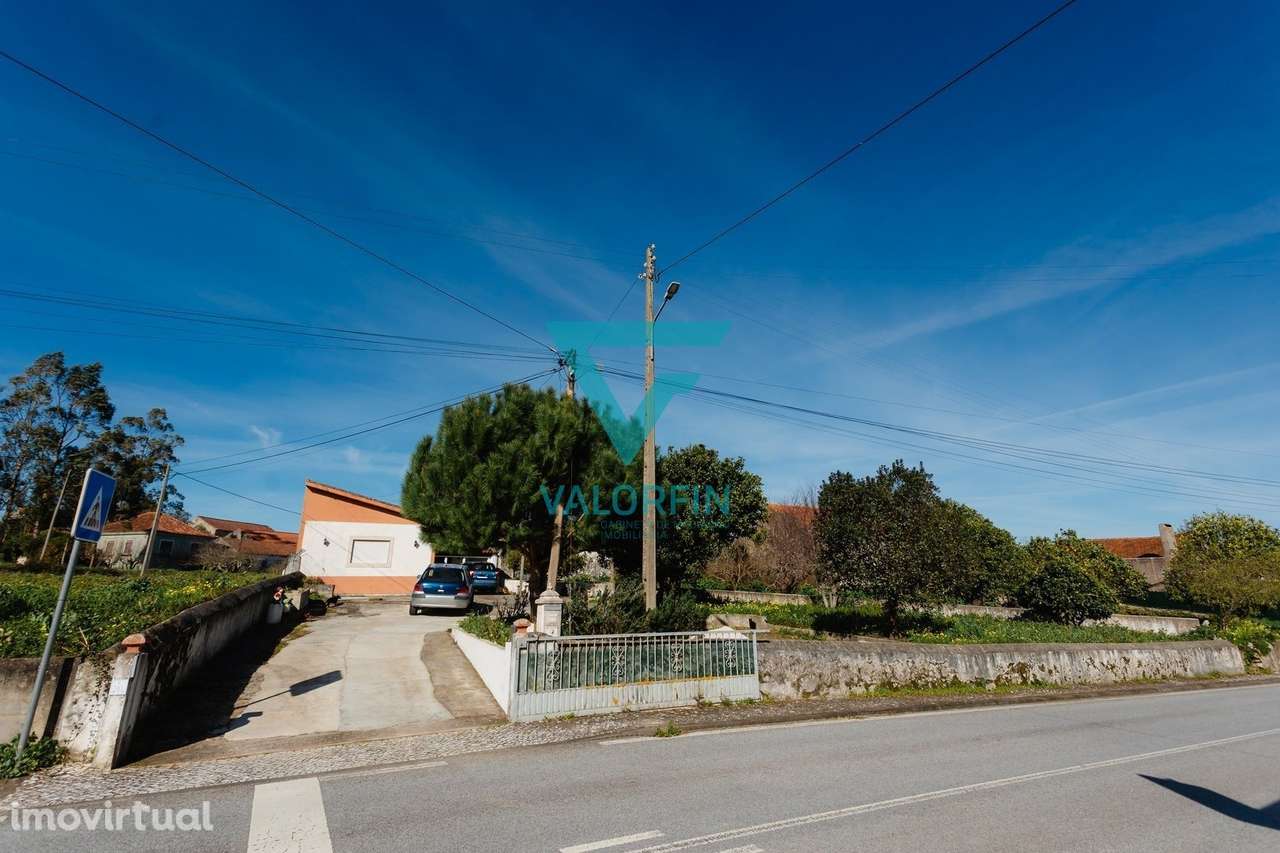 MORADIA T2 Térrea com Terreno e Logradouro | Porto de Mós - Grande imagem: 3/17