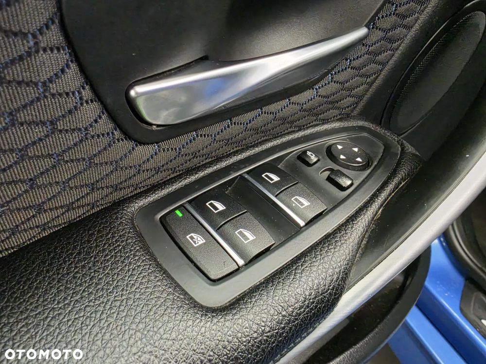 BMW Seria 3 320d Edition M Sport Shadow - 27