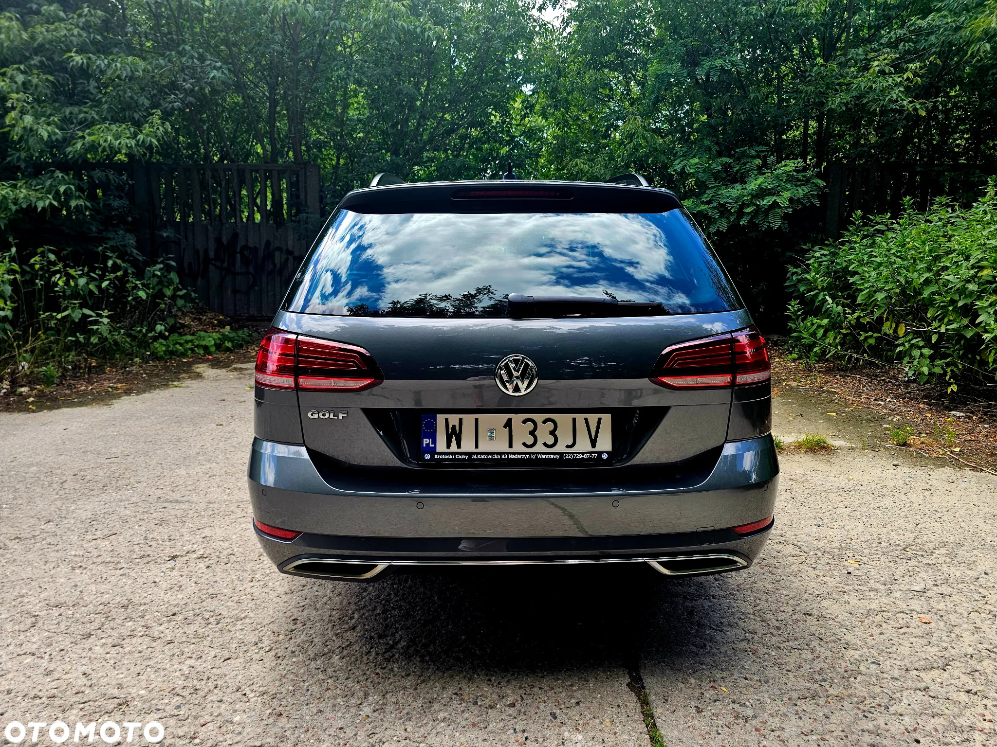 Volkswagen Golf - 2