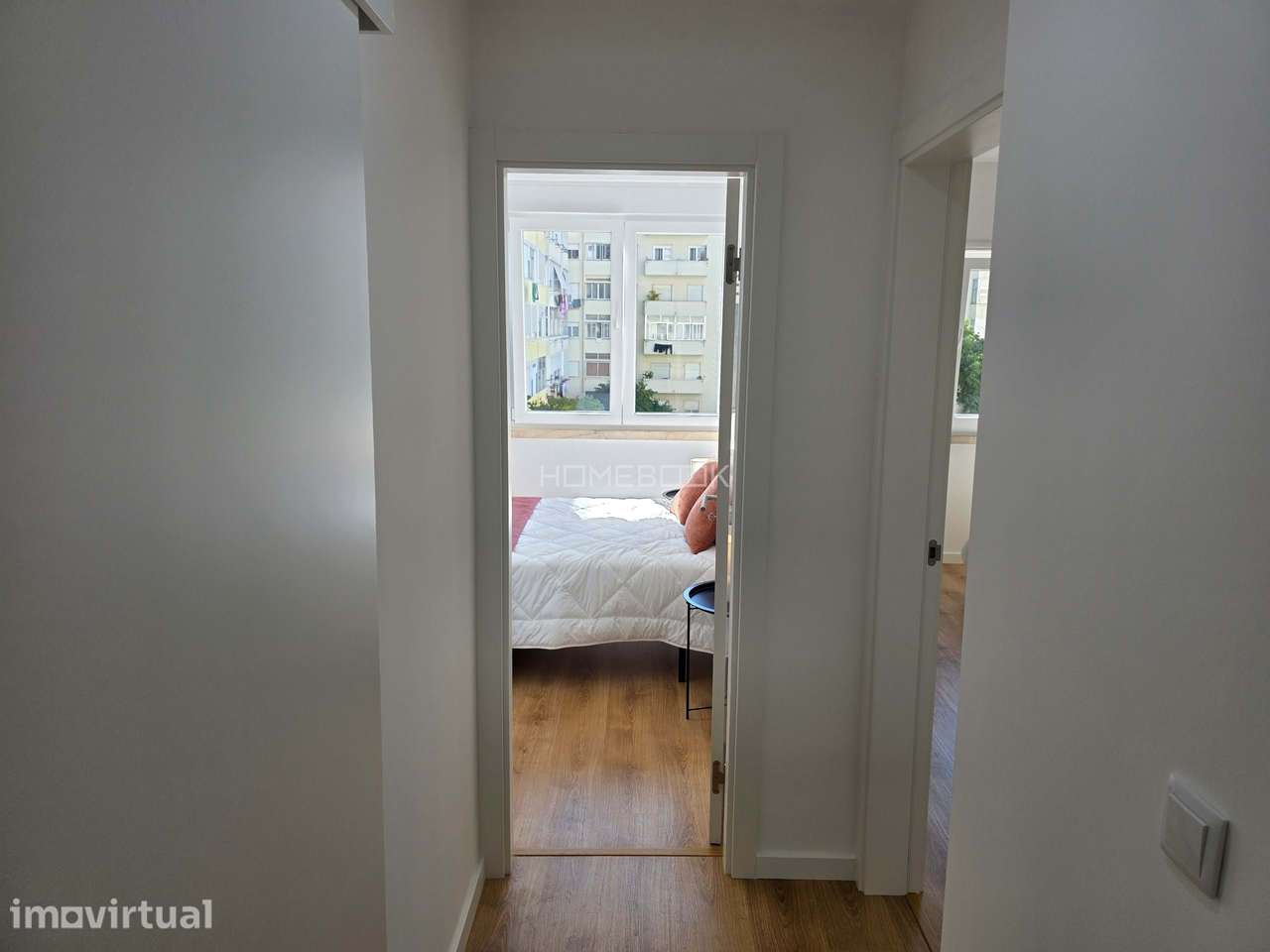 Apartamento T3 em renovação, em Benfica - Grande imagem: 4/17