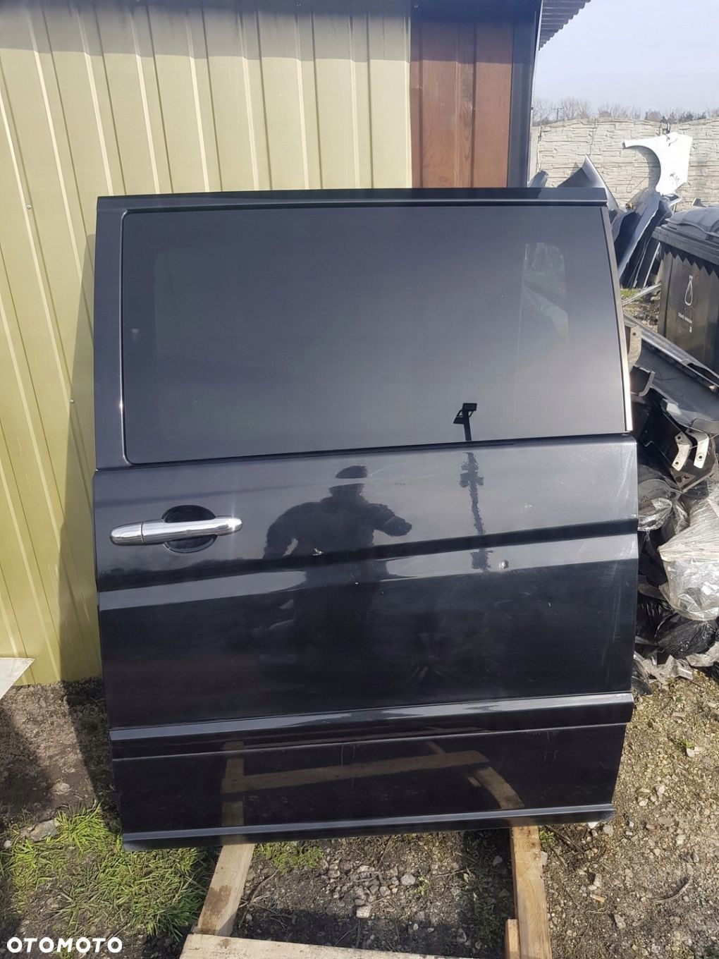 MERCEDES VITO II W639 Drzwi lewy TYL PRZESOWNE BDB STAN - 1