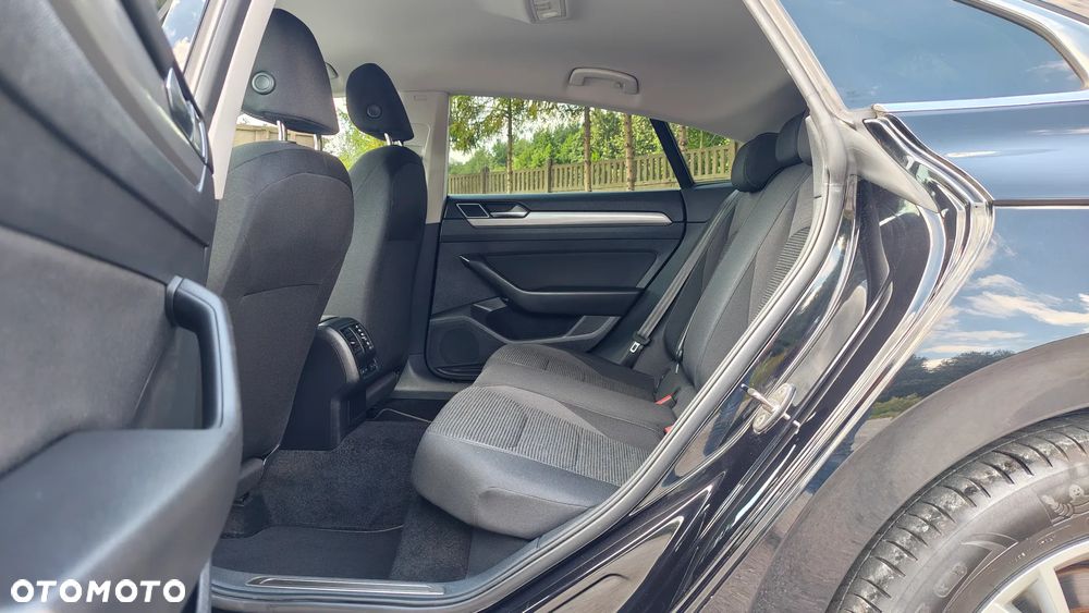Volkswagen Arteon 2.0 TDI SCR DSG Elegance - 33