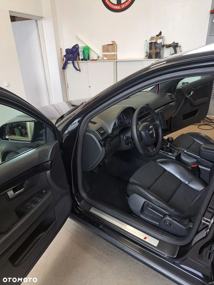 Audi A4 Avant 2.0 TDI - 6