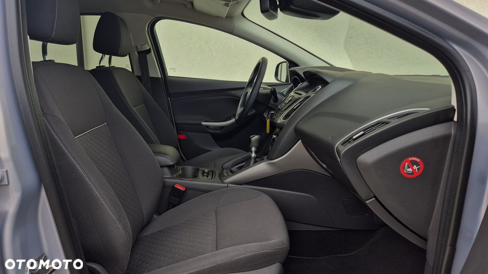 Ford Focus 1.0 EcoBoost Titanium - 33