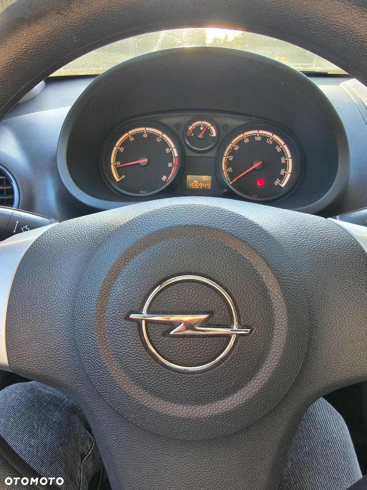 Opel Corsa 1.2 16V Enjoy - 4