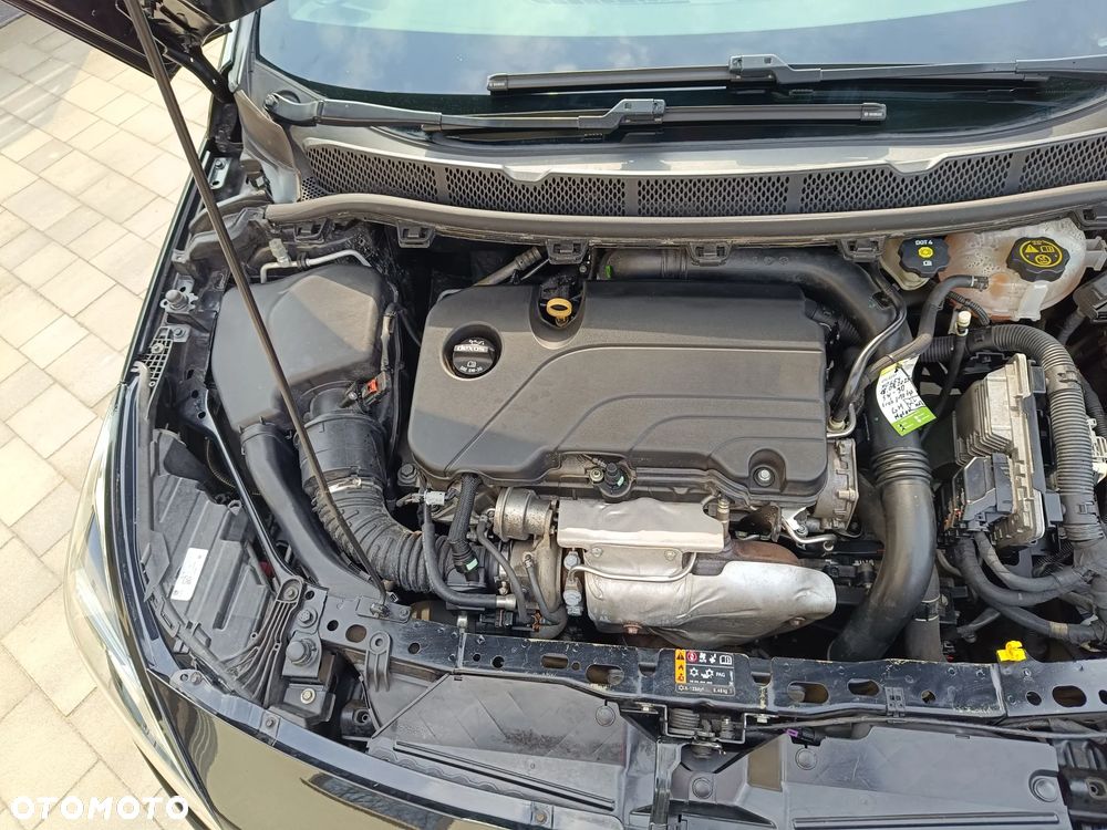 Opel Astra 1.4 Turbo Start/Stop Automatik Innovation - 22