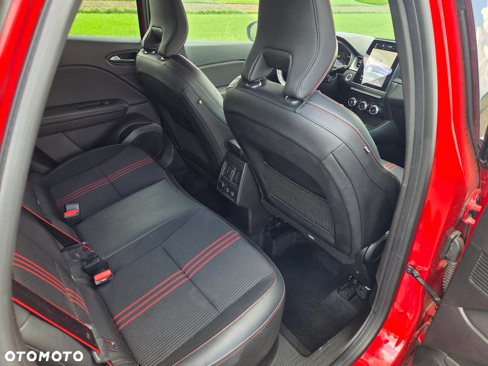 Renault Captur 1.3 TCe mHEV R.S Line - 14