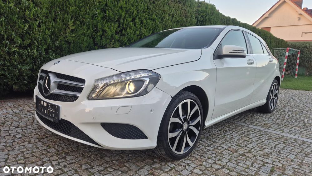 Mercedes-Benz Klasa A 180 (BlueEFFICIENCY) Urban - 2