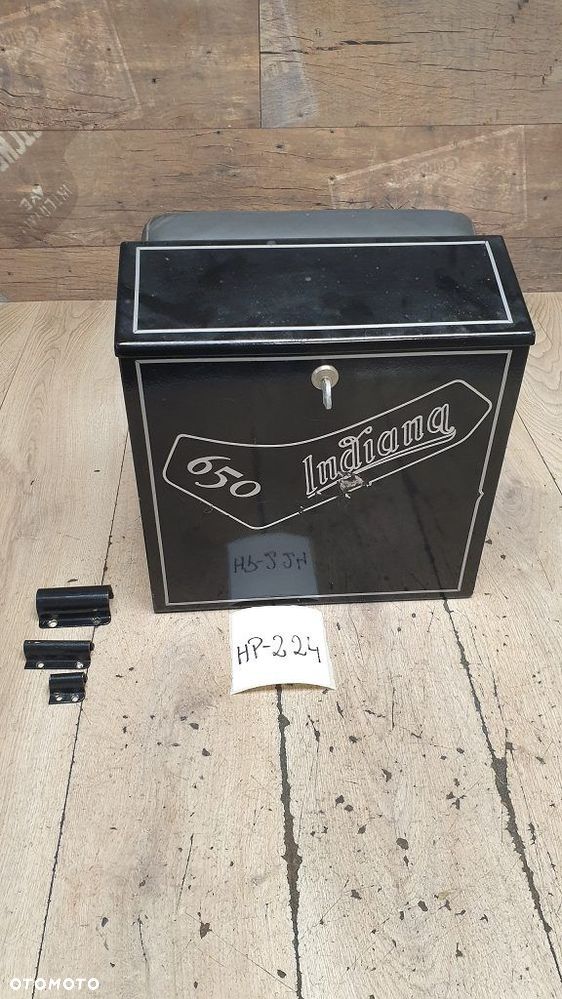 Kufer centralny z oparciem pasażera - 1