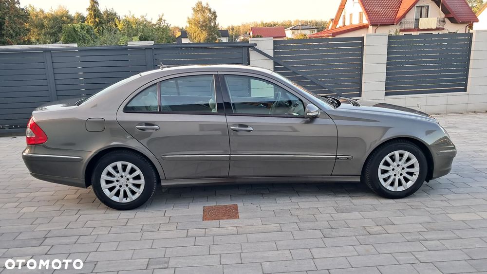 Mercedes-Benz Klasa E - 28