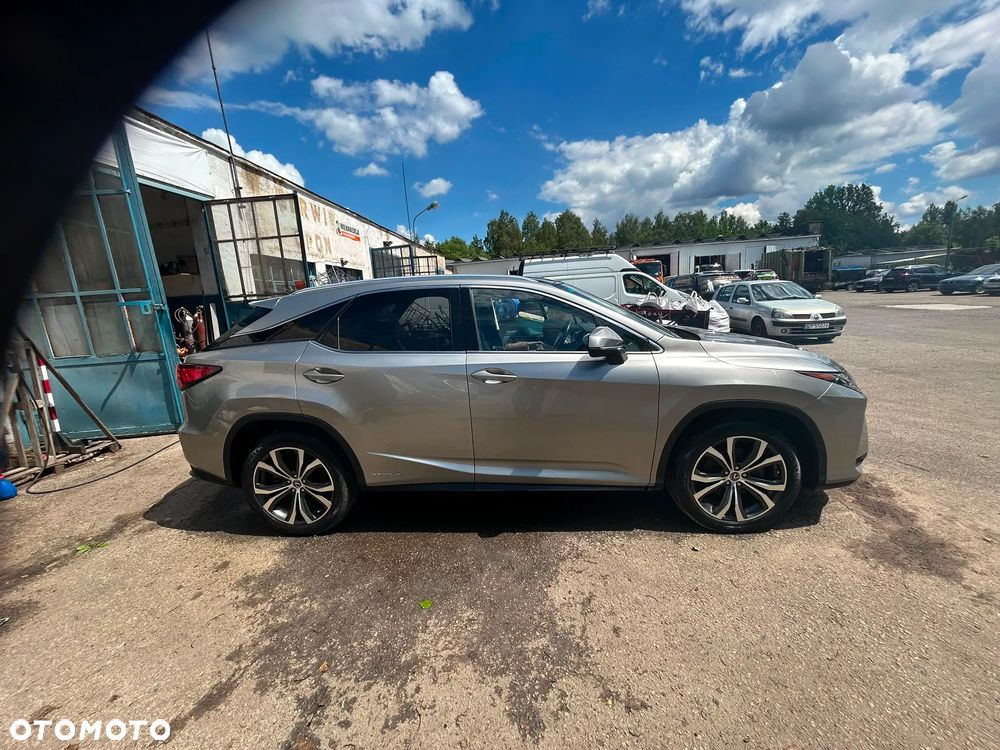 Lexus RX - 15