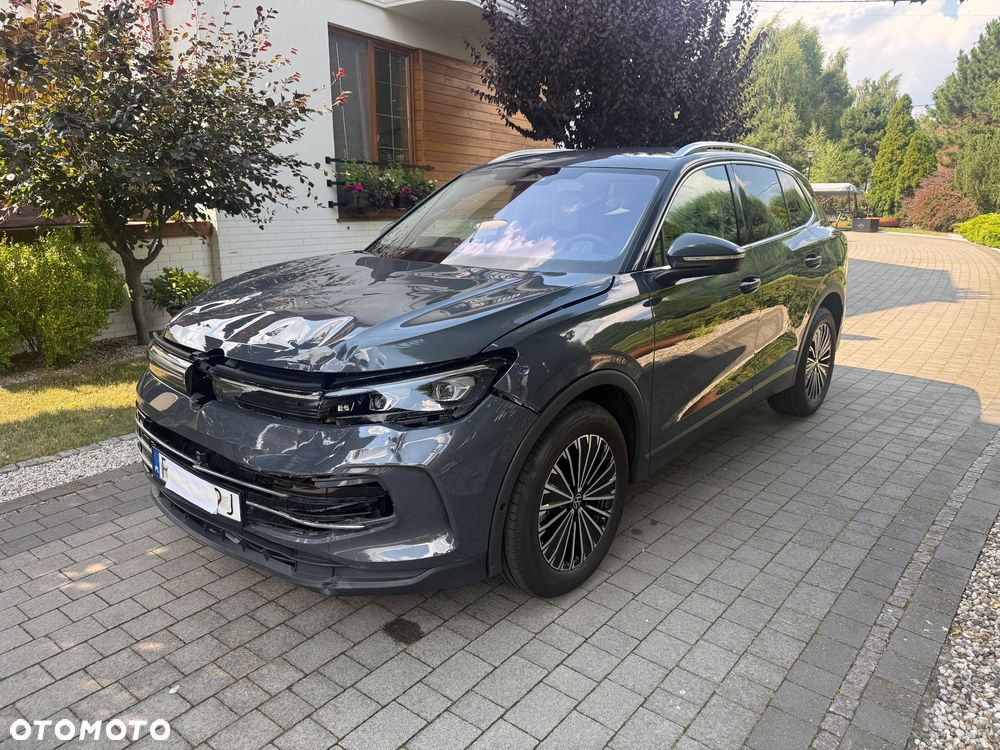 Volkswagen Tiguan 1.5 eTSI Elegance DSG - 4