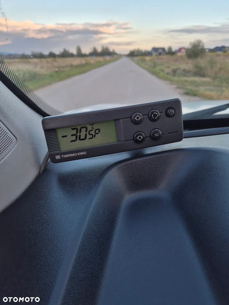 Fiat DOBLO 1.6 DIESEL 105KM MAXI LONG CHŁODNIA MROŹNIA LAMAR THERMO KING V200S MAX WYJSCIE 230V SALON PL 2017R - 26