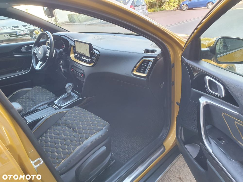 Kia XCeed 1.4 T-GDI OPF DCT7 VISION - 13