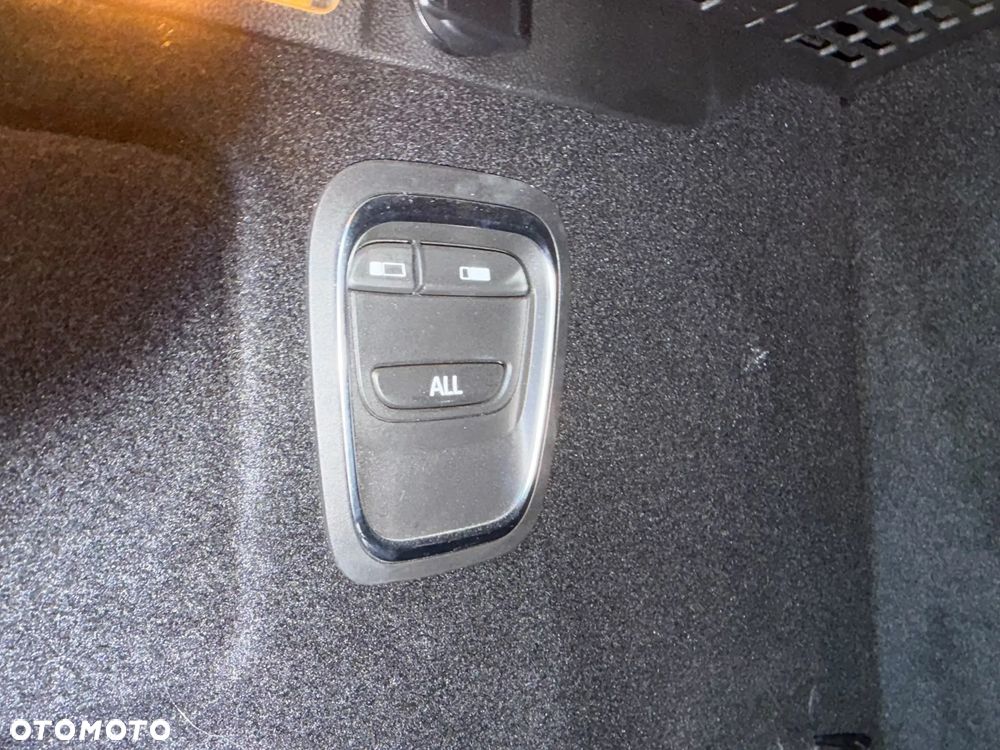 Renault Scenic TCe 140 GPF BOSE EDITION - 35