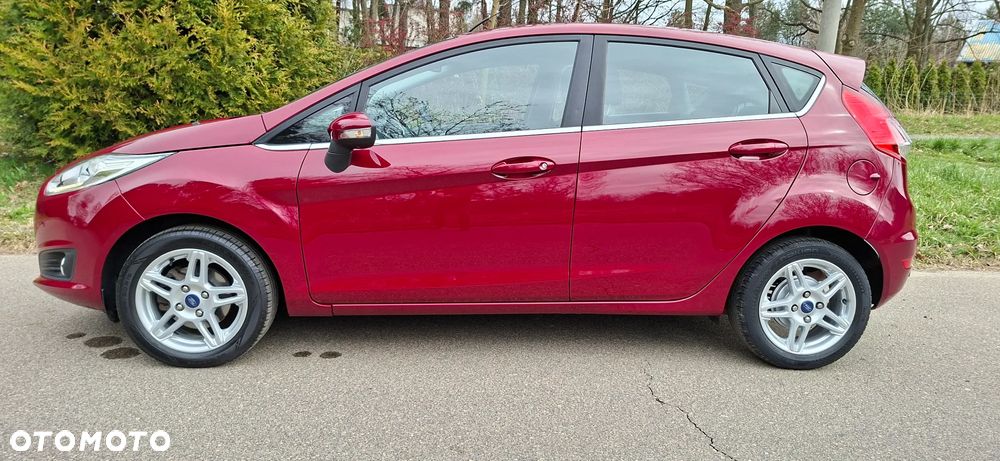 Ford Fiesta - 2