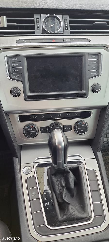 Volkswagen Passat 2.0 TDI SCR DSG Highline - 11