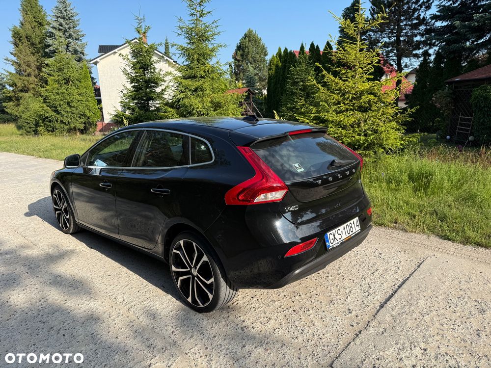 Volvo V40 D2 Momentum - 13