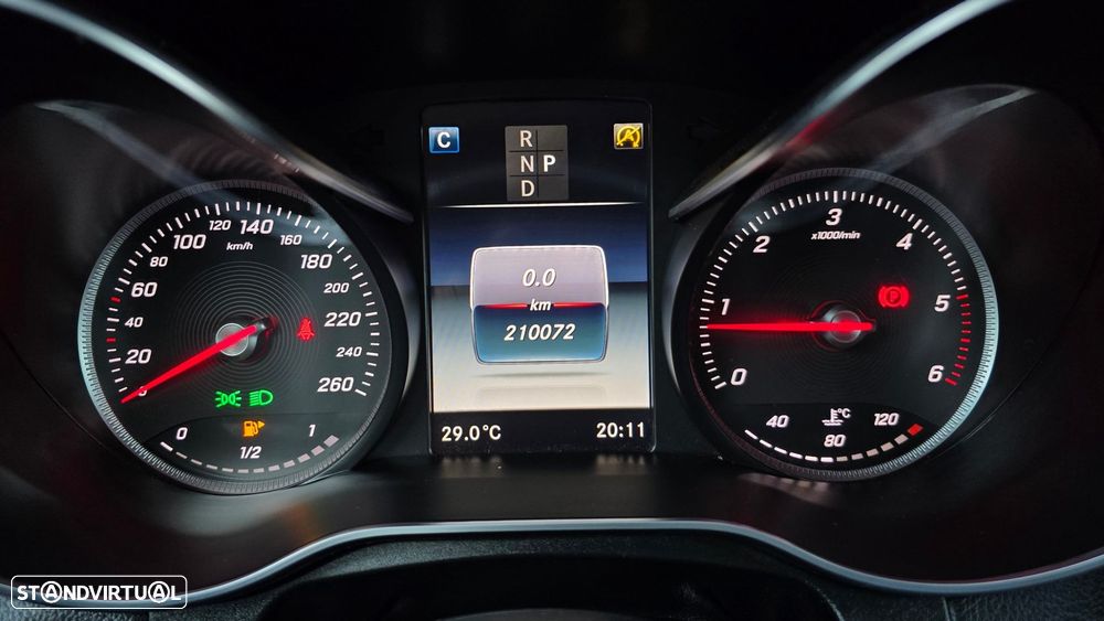 Mercedes-Benz GLC 220 - 19