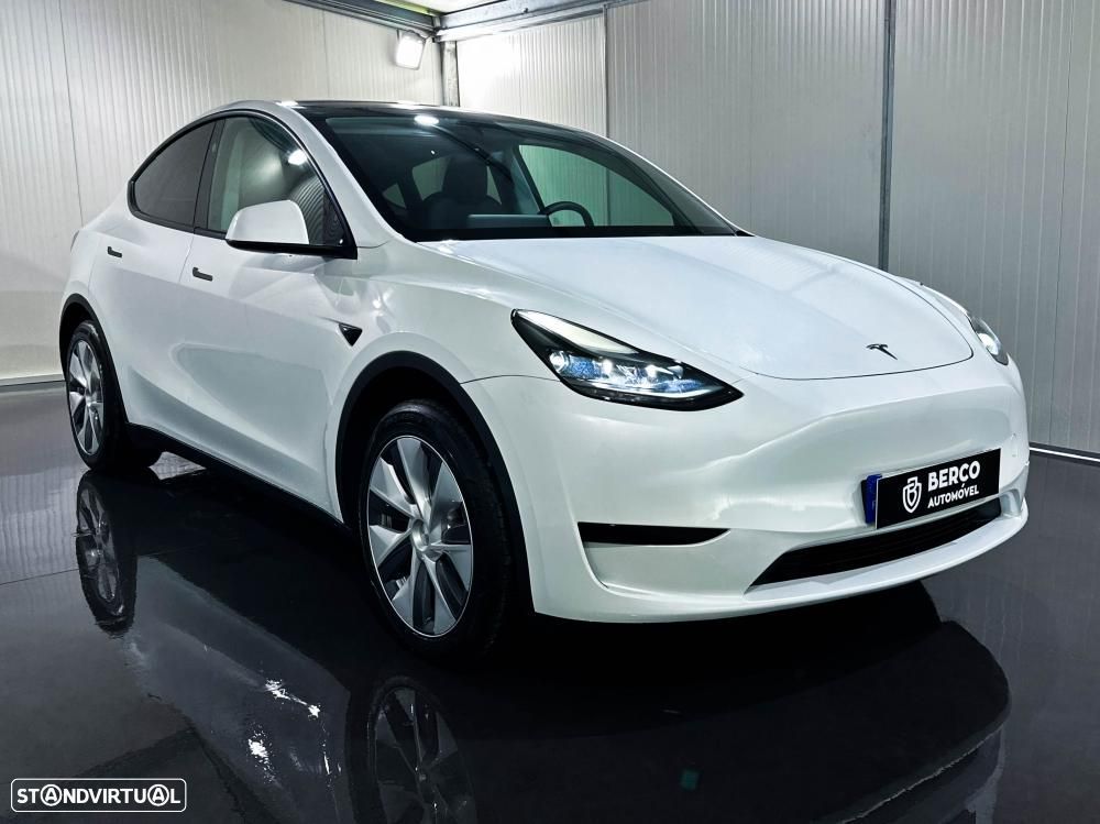 Tesla Model Y Standard - 4