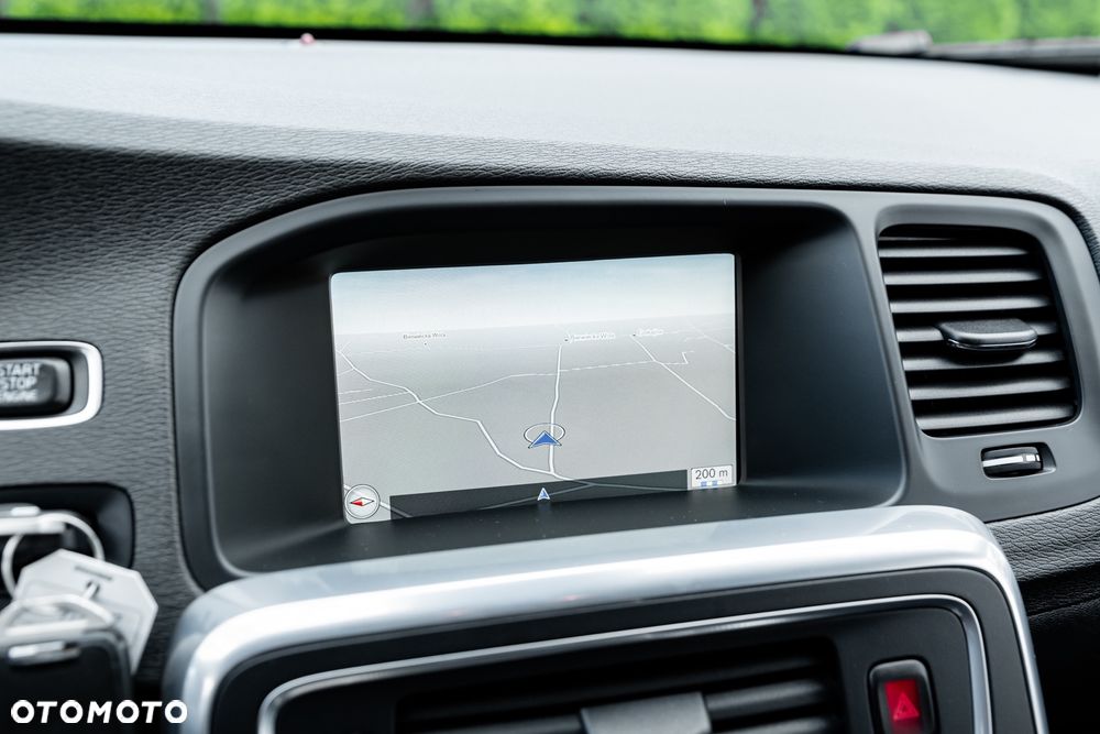 Volvo V60 D4 - 34