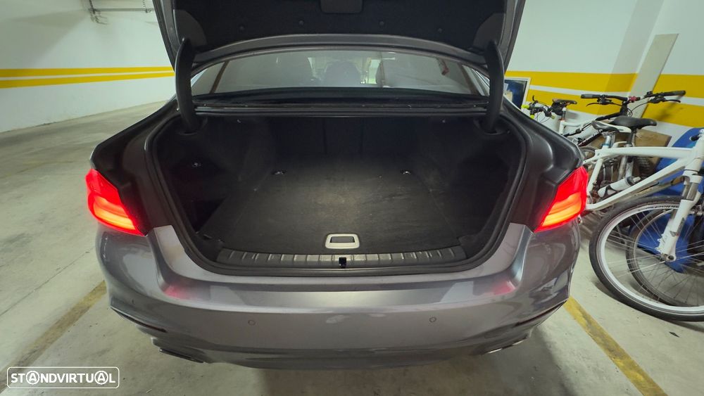BMW 530 e iPerformance Pack M - 19