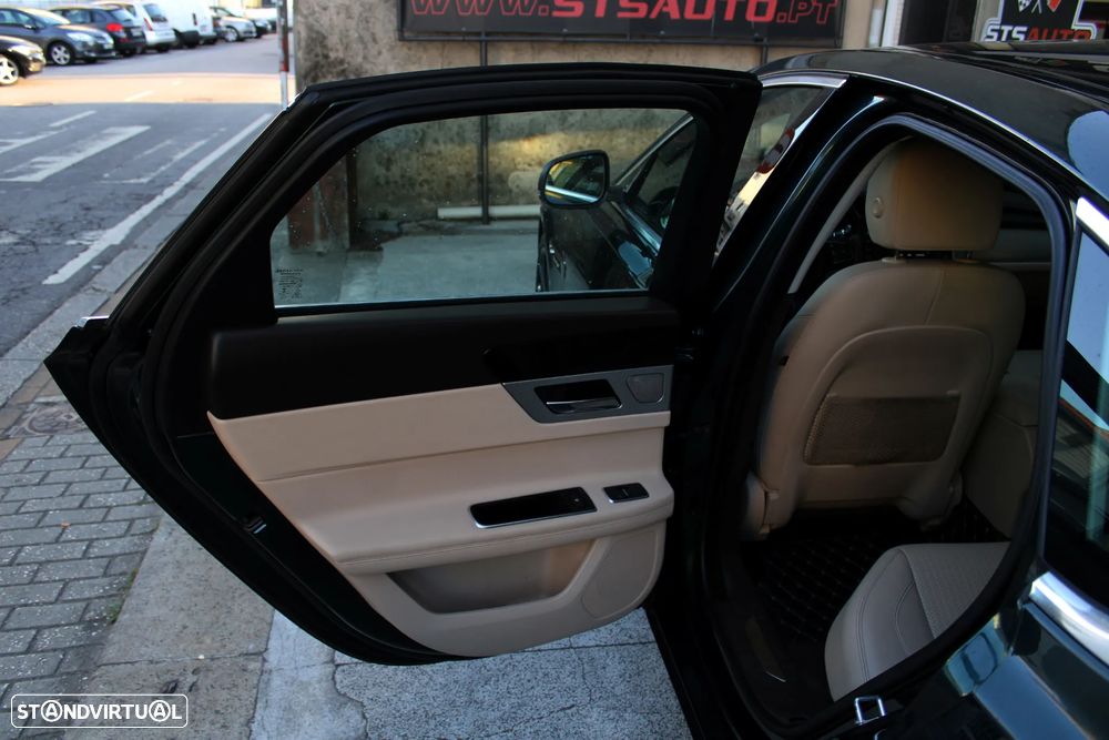 Jaguar XF 2.0 D Pure Aut. - 24