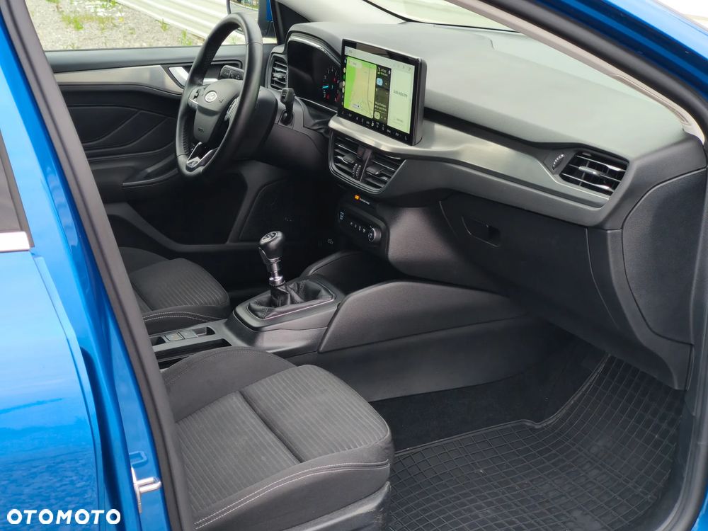 Ford Focus 1.0 EcoBoost Titanium - 16