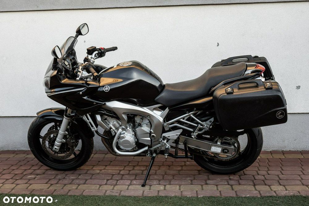 Yamaha FZ - 6