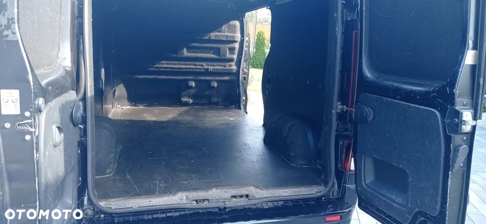 Opel Vivaro 1,6CDTI - 10