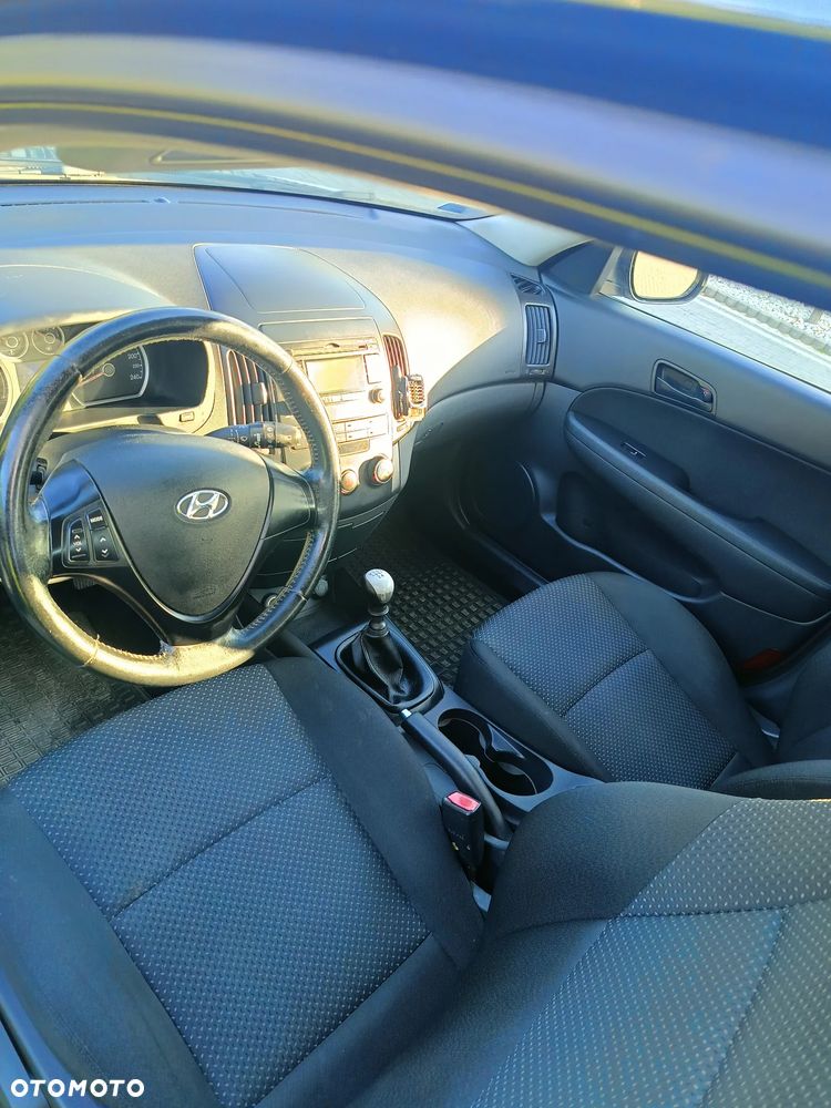 Hyundai i30 1.4 Comfort - 13